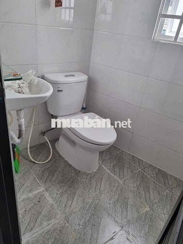 Cho thuê nhà Mới, Mặt tiền đường Nguyễn Thượng Hiền - nhà trệt 3 lầu