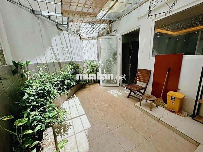 Căn hộ 1PN sân vườn 50m2 ngay Phan Xích Long