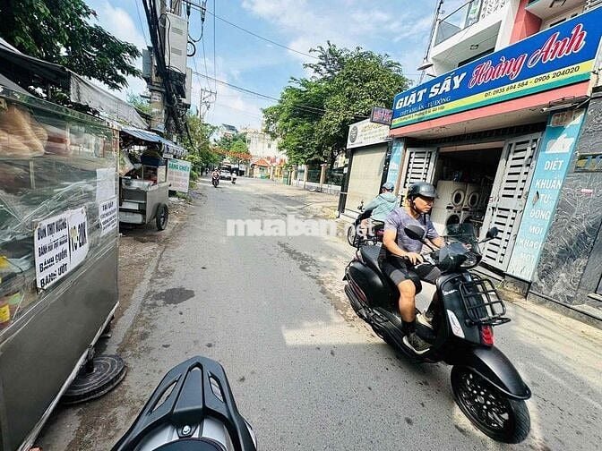 NHÀ MẶT TIỀN ĐƯỜNG SỐ P9 GÒ VẤP CÓ THANG MÁY