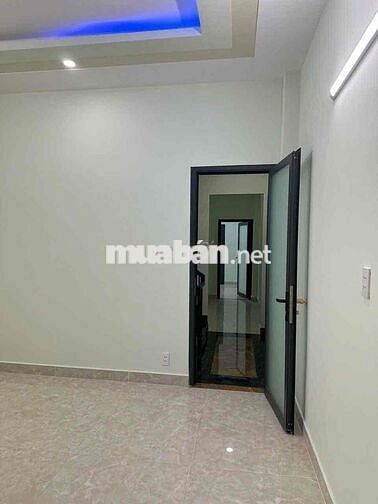 NHÀ MẶT TIỀN ĐƯỜNG SỐ P9 GÒ VẤP CÓ THANG MÁY