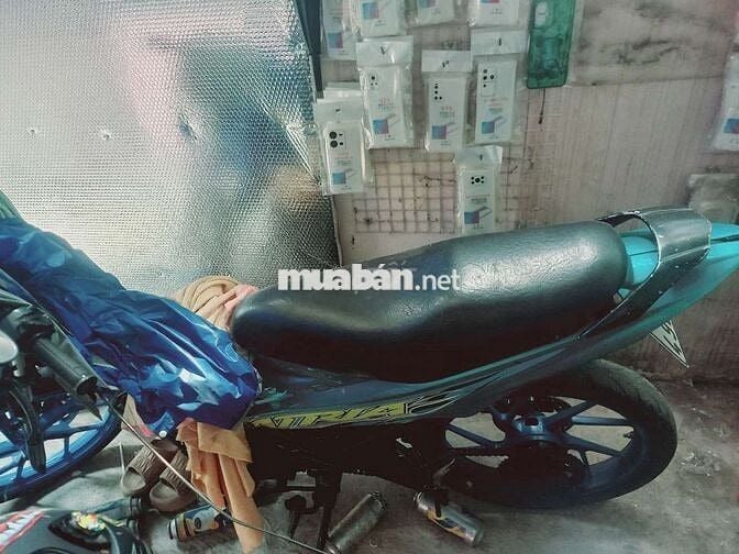 Suzuki Raider Xanh êm đang đi xe chum mêm