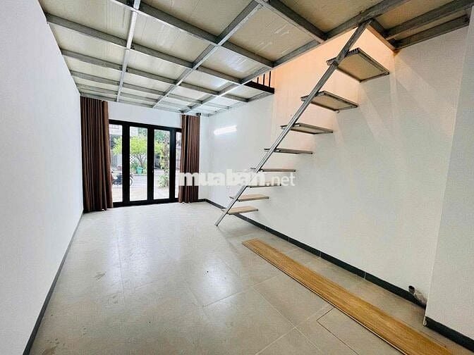 CHO THUÊ MẶT BẰNG GÁC LỬNG VỪA MỚI XÂY DỰNG - HOÀ XUÂN