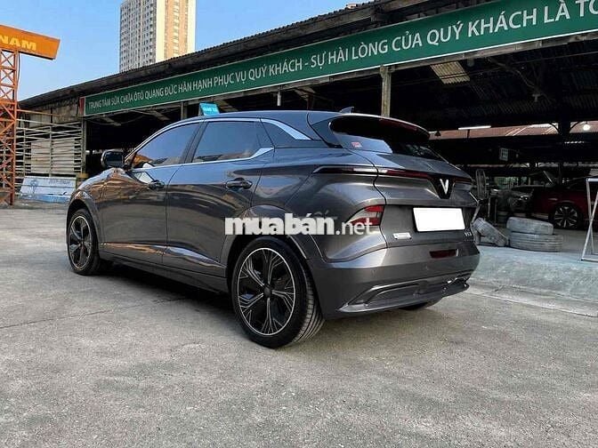 VinFast VF6 Plus 2024 Xám 3 vạn 1
