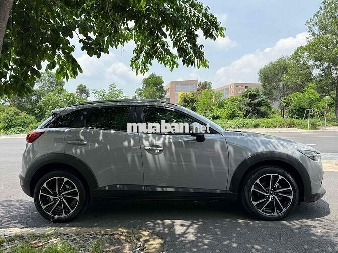 Mazda CX3 Deluxe 2025 Thái Lan Bạc 3.800km