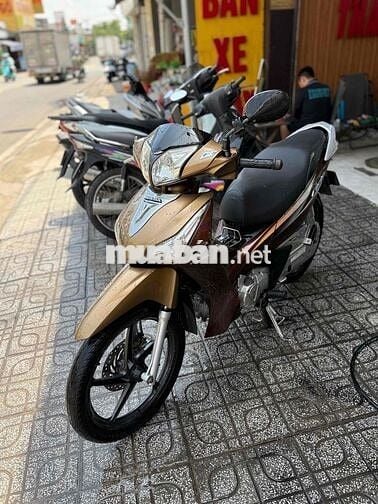 Honda Future Tự động Nâu vàng Việt Nam