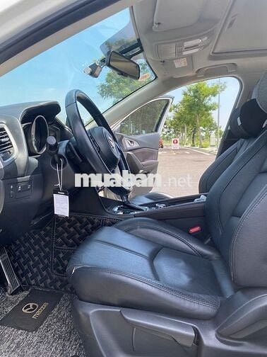 Mazda Mazda 3 2017 1.5AT Trắng 76.500km