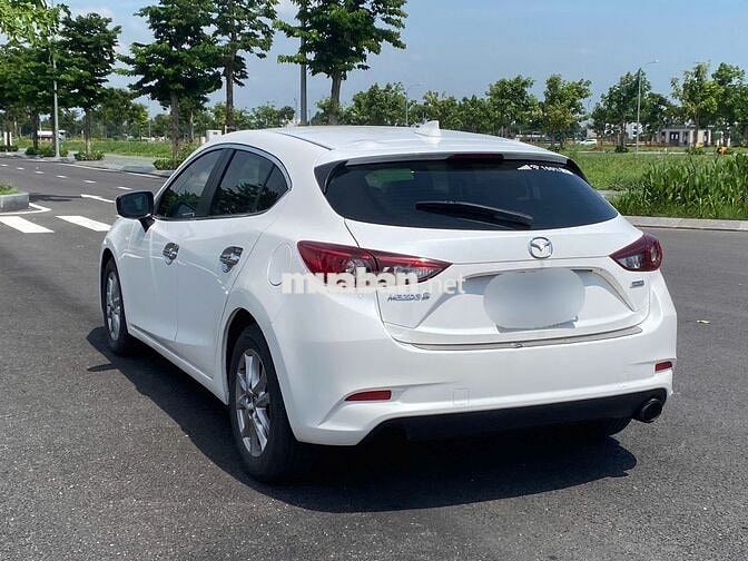 Mazda Mazda 3 2017 1.5AT Trắng 76.500km