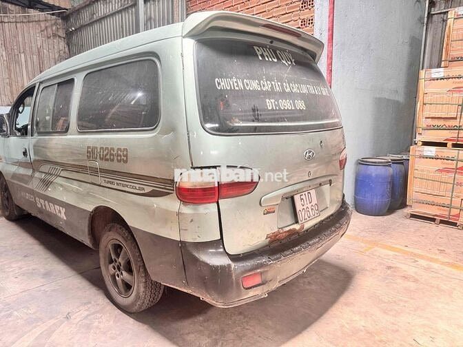 Hyundai Starex 2004 Xám