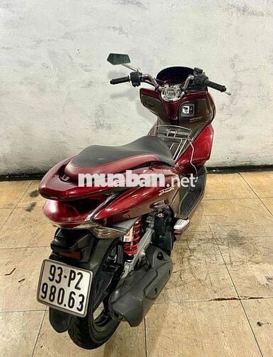 Honda PCX Đỏ Xăng