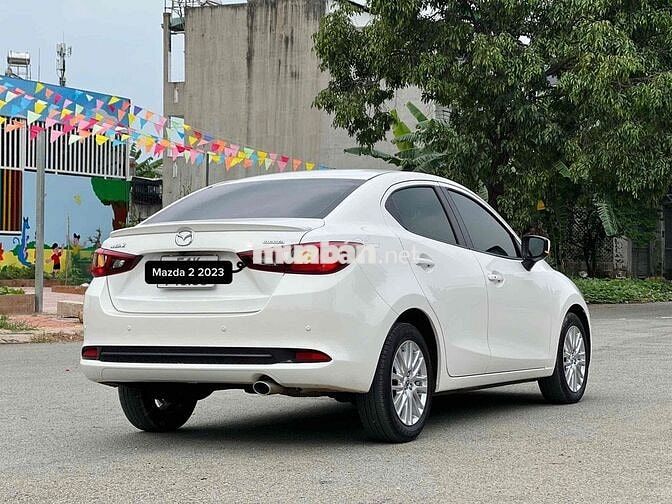 Mazda Mazda 2 Luxury 2023 15000 km Trắng