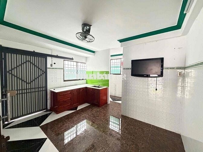 Cho Thuê Căn Nhà Mặt Tiền Hoàng Hoa Thám Nha Trang