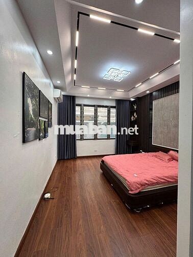 Cgho thuê nhà ngõ 156 Lim Ngưu - Ô tô đỗ cửa - 30m2 - 4 tầng