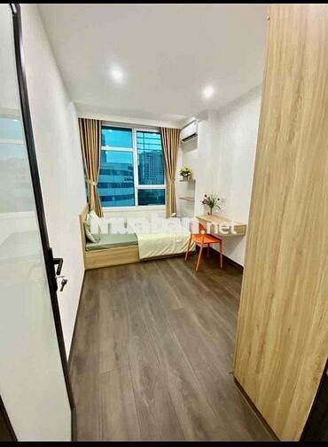 Cho Thuê 2 ngủ 1 khách mặt phố Trung Kính