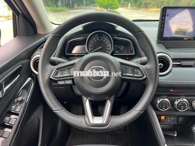 Mazda Mazda 2 Luxury 2023 15000 km Trắng
