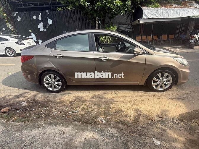 Hyundai Accent 2011 Tự động Nâu