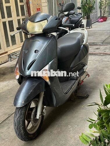 Honda Lead Phun xăng điện tử Xám