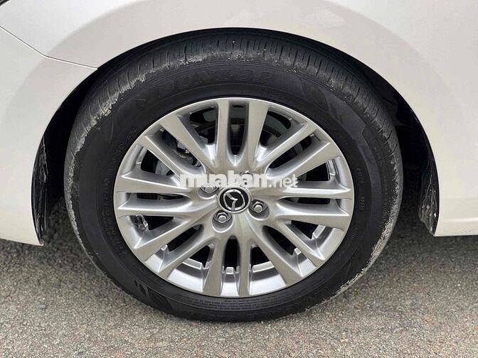 Mazda Mazda 2 Luxury 2023 15000 km Trắng