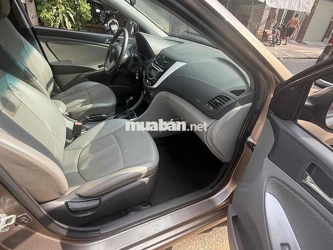 Hyundai Accent 2011 Tự động Nâu