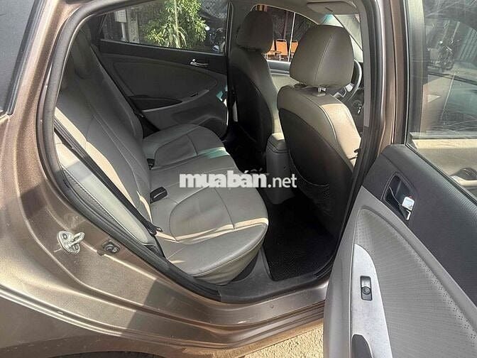 Hyundai Accent 2011 Tự động Nâu