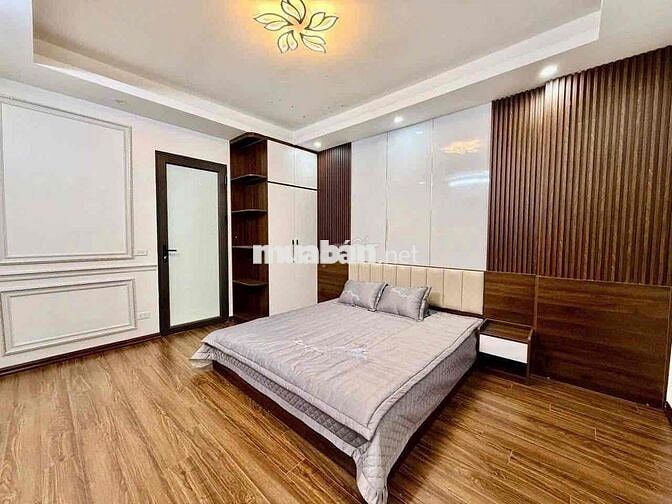 Bán Nhà Đông Thiên-Hoàng Mai-Nhà 5tầng,30m FuLL Nội Thất