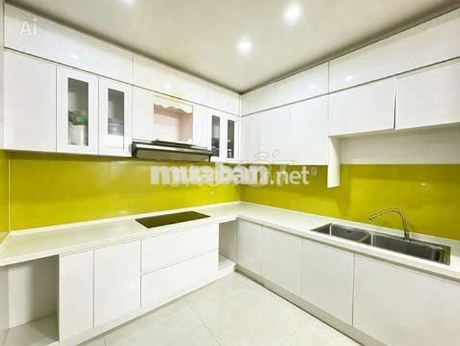 Chính chủ đang cần bán căn nhà Quận 8, ngang đến 9m