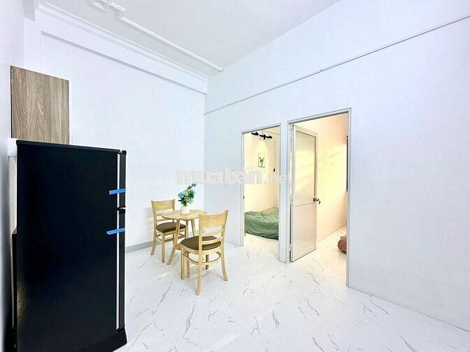 Căn hộ cho thuê 2 PN mới 100% ngay chợ Hạnh Thông Tây giá rẻ