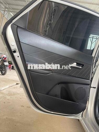 Hyundai Accent 2025 Số sàn 16000 km Bạc