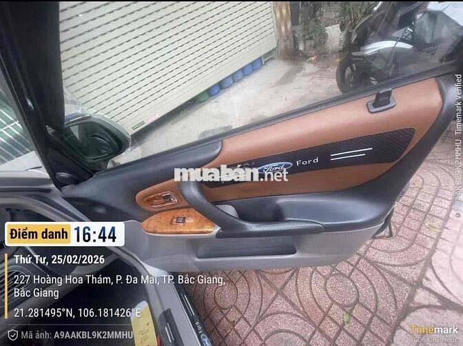 Ford Laser 2024 Bạc 5 chỗ
