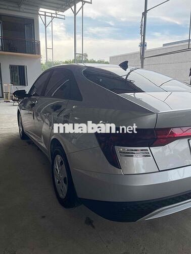 Hyundai Accent 2025 Số sàn 16000 km Bạc