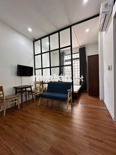 Cho Thuê Toà Căn Hộ 5 Tầng - Tổng 18 Phòng - ngay cầu Rồng