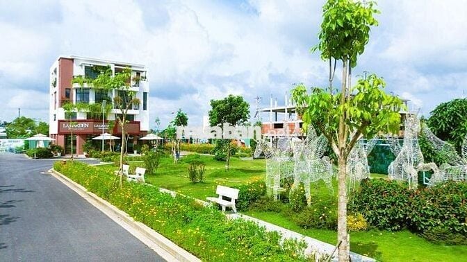 Bán Nhà phố 1 trệt 3 lầu tại Mỹ Yên - Bến Lức - Long An 