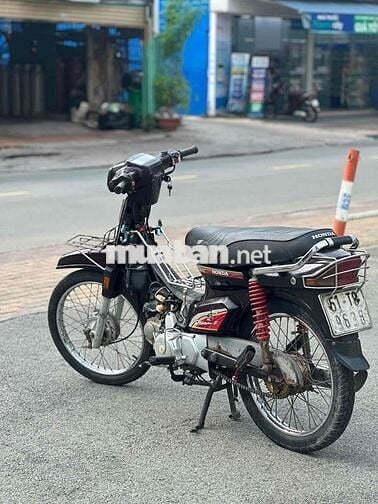 Honda Dream Thái BSTP