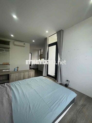 Cho thuê căn studio rộng 37m2, full nội thất, gần trung tâm, gần biển