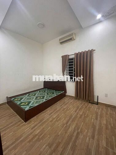 Cho thuê nhà NguyễnHuyTưởng 3 tầng,có nội thất,điềuhoà tủlạnh nónglạnh