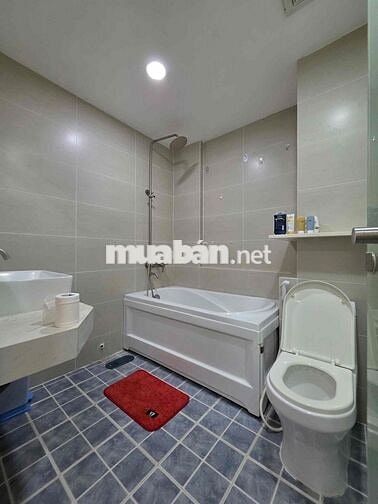 Cho thuê căn hộ 3 phòng ngủ 2WC gần cv Gia Định. Cc Orchard Parkview