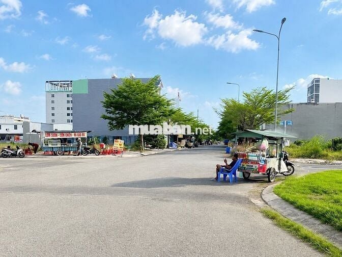 Bán Đất Lấy Tiền Cho Con Du Học – 130m² KDC Tân Đô