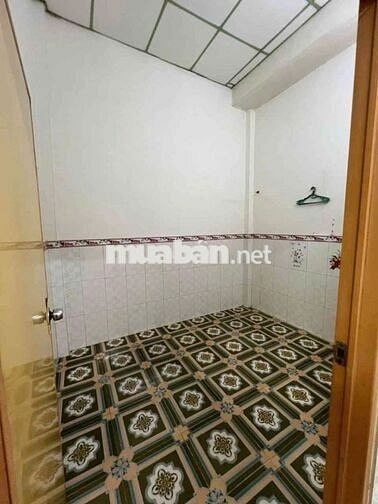 BÁN NHÀ CŨ HƯNG PHÚ - HẺM THÔNG - 54M2 - VỊ TRÍ GIÁP Q5 Q1 - HƠN 4 TỶ