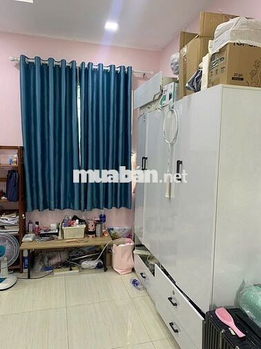 Tìm bạn nữ share phòng trong nhà nguyên căn