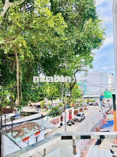 CHO THUÊ GÓC 2MT HẺM XE TẢI THÔNG THỐNG NHẤT P11 4PN 3WC