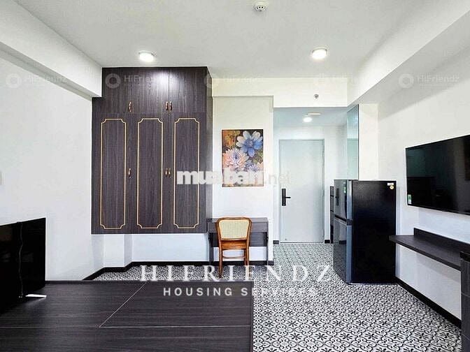 CHDV có ban công rộng thoáng Full nội thất gần KCX Tân Thuận Quận 7