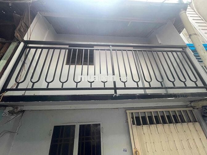 cho thuê căn nhà trống có gác suốt vị trí vip