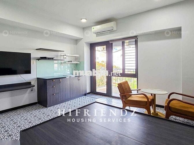 CHDV có ban công rộng thoáng Full nội thất gần KCX Tân Thuận Quận 7