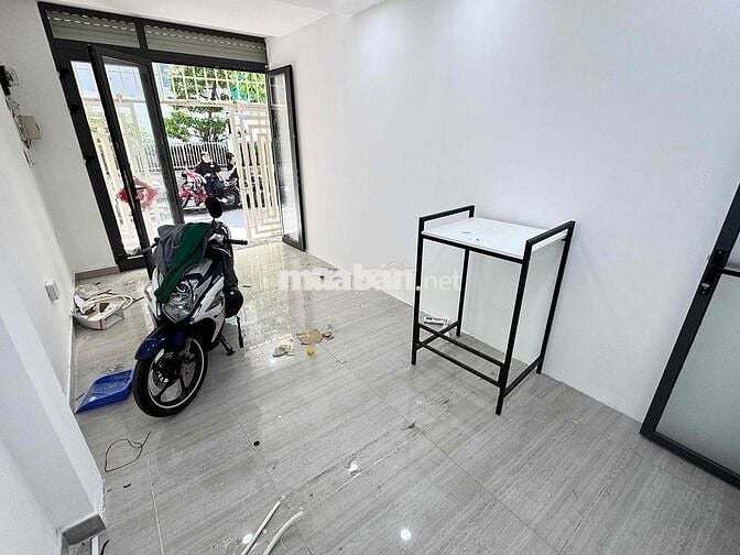 CHÍNH CHỦ CHO THUÊ MBKD NGAY TÂN CẢNG - NGUYỄN VĂN THƯƠNG, PEARL PLAZA