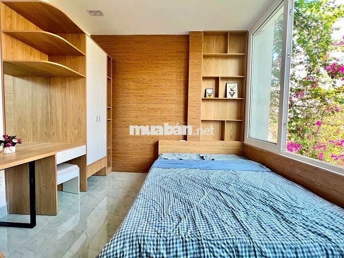 Cho thuê studio cửa sổ lớn-View siêu đẹp Nguyễn Gia Trí nhỉnh 6 triệu