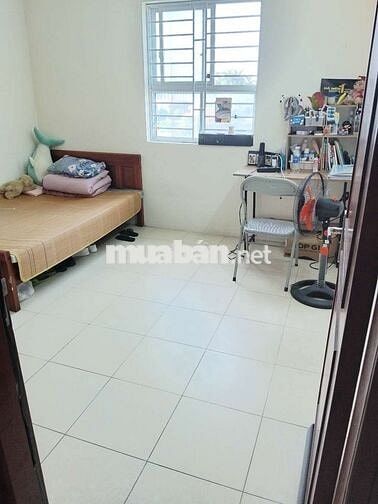 cho nữ thuê phòng bên trong 1căn chung cư