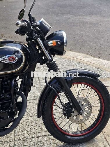 Kawasaki W175 SE 8000 km màu Đen,Cực Mới