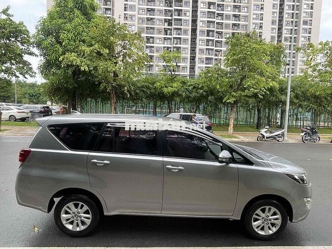 Toyota Innova 2016 8 chỗ xe gia đình