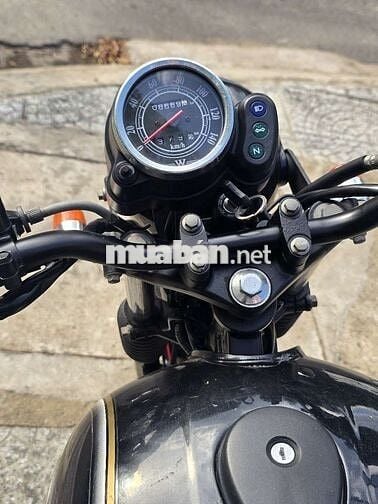 Kawasaki W175 SE 8000 km màu Đen,Cực Mới