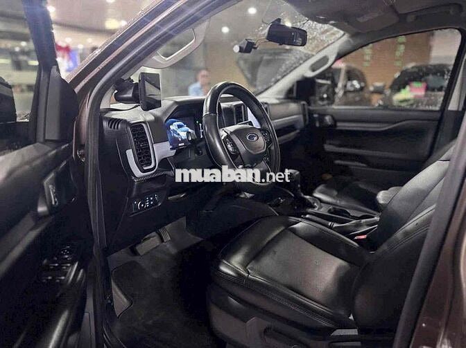 Ford Ranger XLS 4x2 2023 Nâu Ghế Da