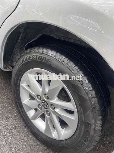 Toyota Innova 2016 8 chỗ xe gia đình